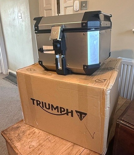 Triumph tiger 900 - tiger, series